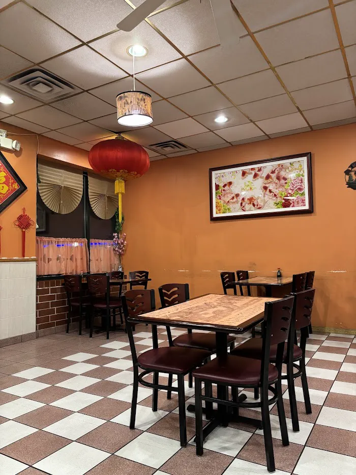 Rose's Chinese Restaurant 6