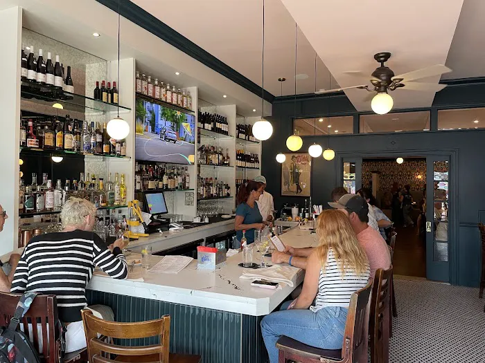 LB Bistro 1