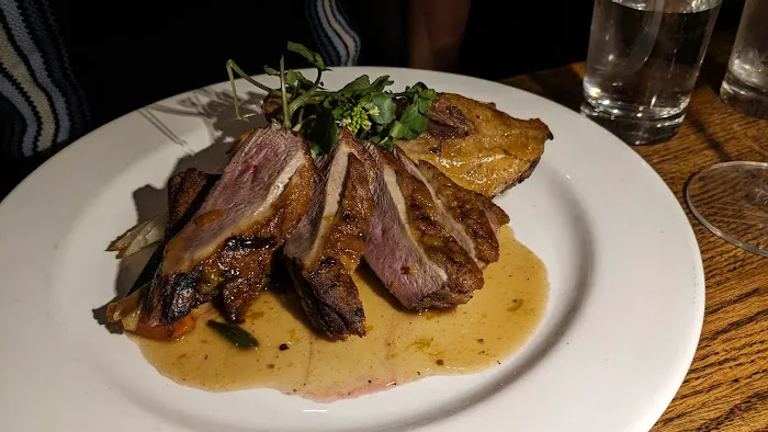 LB Bistro 10