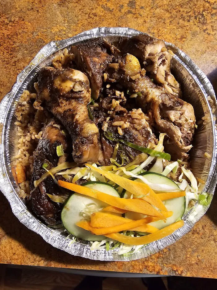 Palm Island Restaurant & Lounge 9
