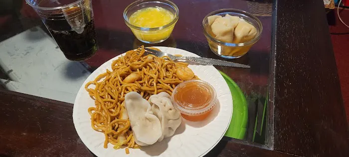 Ling's Chinese Kitchen 2