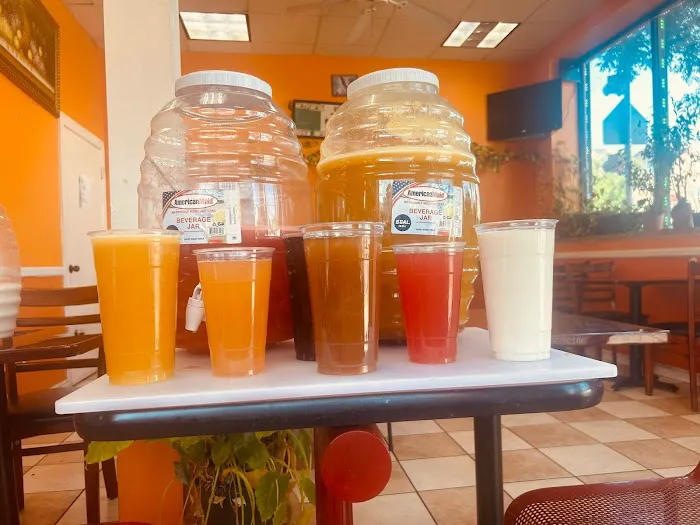 Mi Pueblo Querido Bakery and Restaurant 10