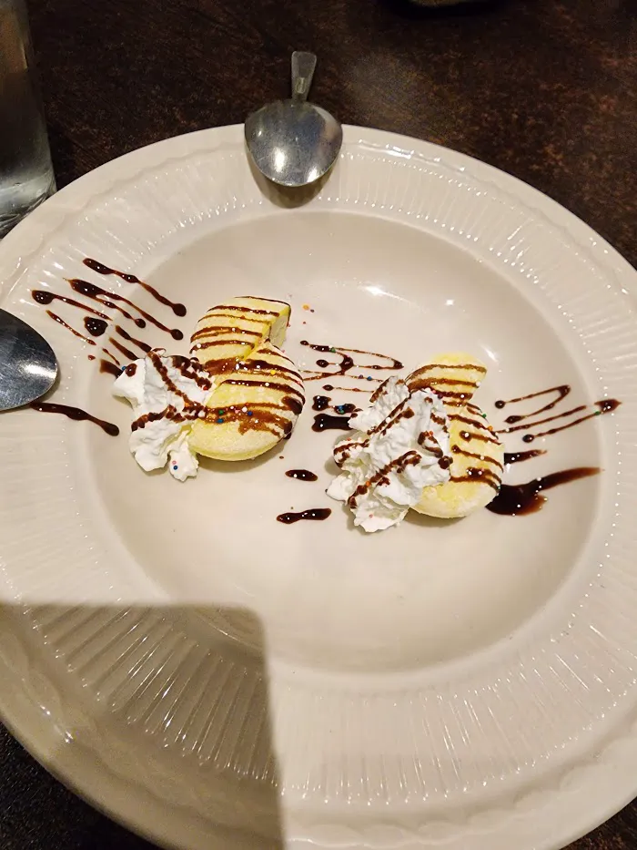 Fusha Asian Bistro & Sushi 8