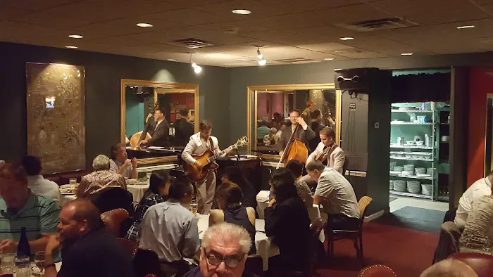 Shanghai Jazz Restaurant & Bar 7