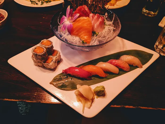 Blossom Asian Bistro 3
