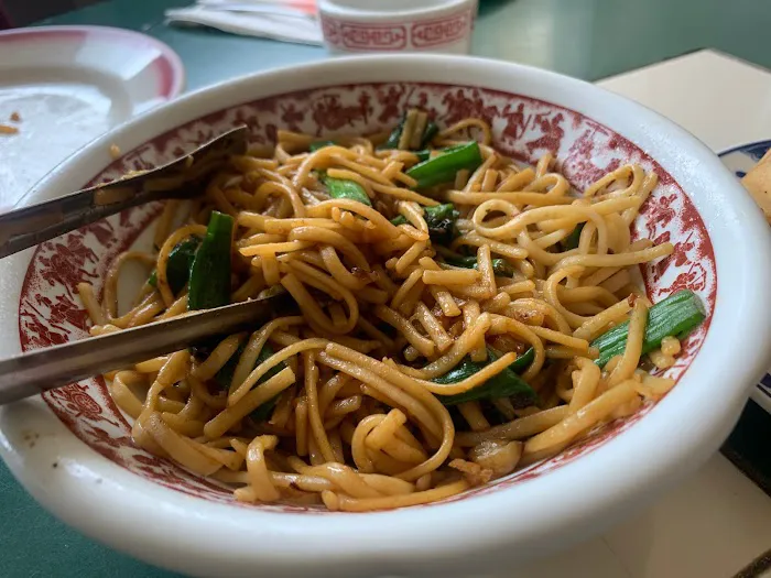 Lin's Palace 8