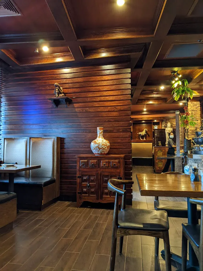 Fan Bistro 3