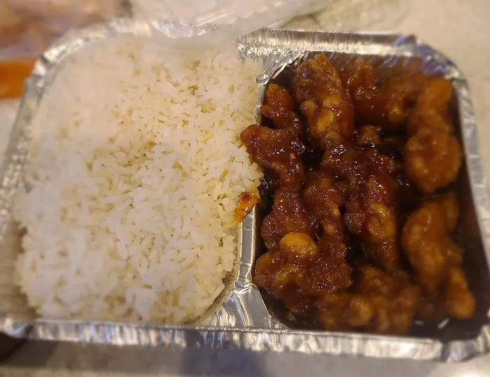 Yummy Taste Chinese Restaurant 4