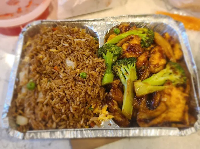 Yummy Taste Chinese Restaurant 5
