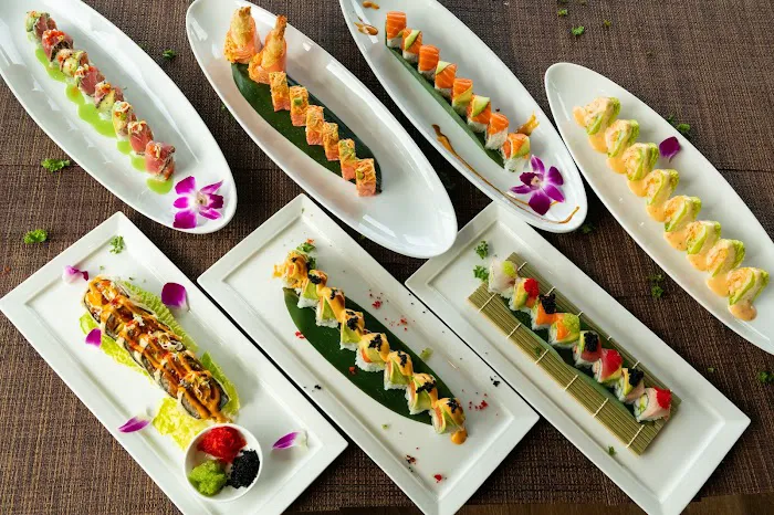 Aoyama Chinese & Japanese Cuisine 9