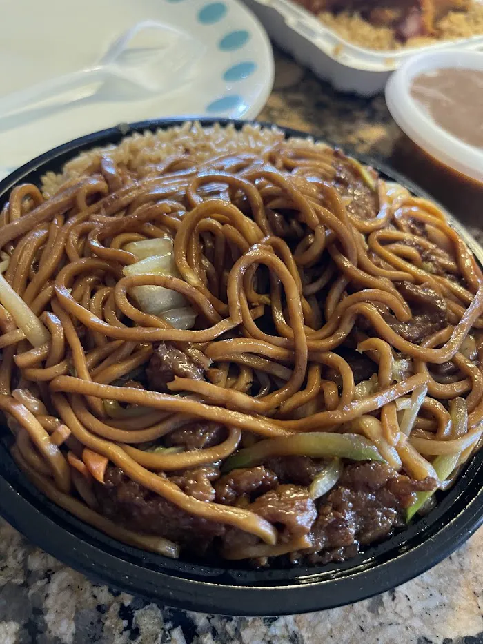 Lam's Garden Chinese Food 4