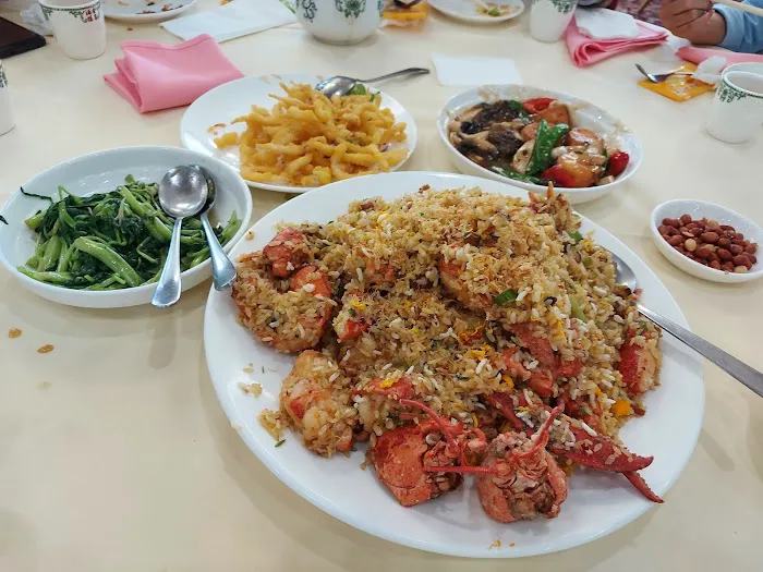 Golden Seafood Restaurant 4