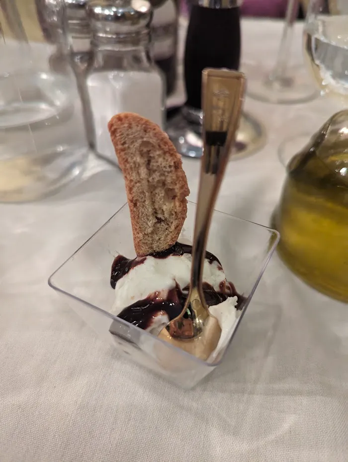 Mike's Ristorante 7