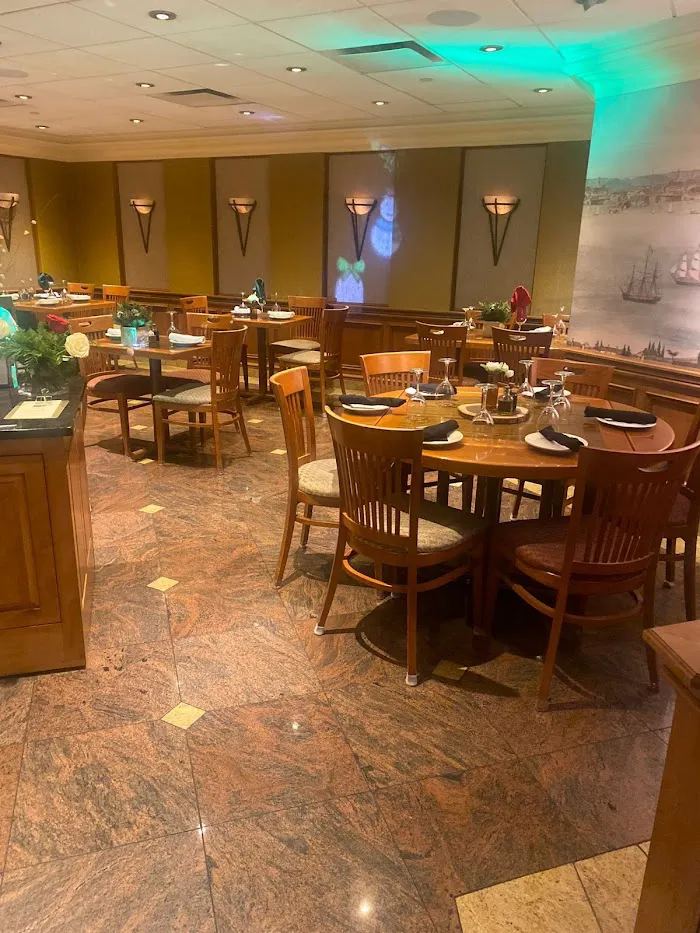 Adam's Rib Restaurant 8