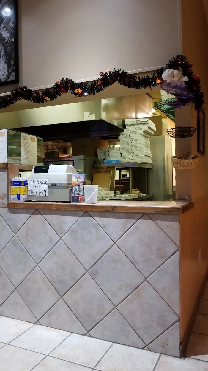 Little Nick's Pizza & Pasta 9