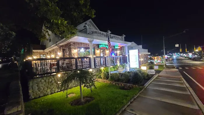 Jordan's Restaurant & Pizza 1