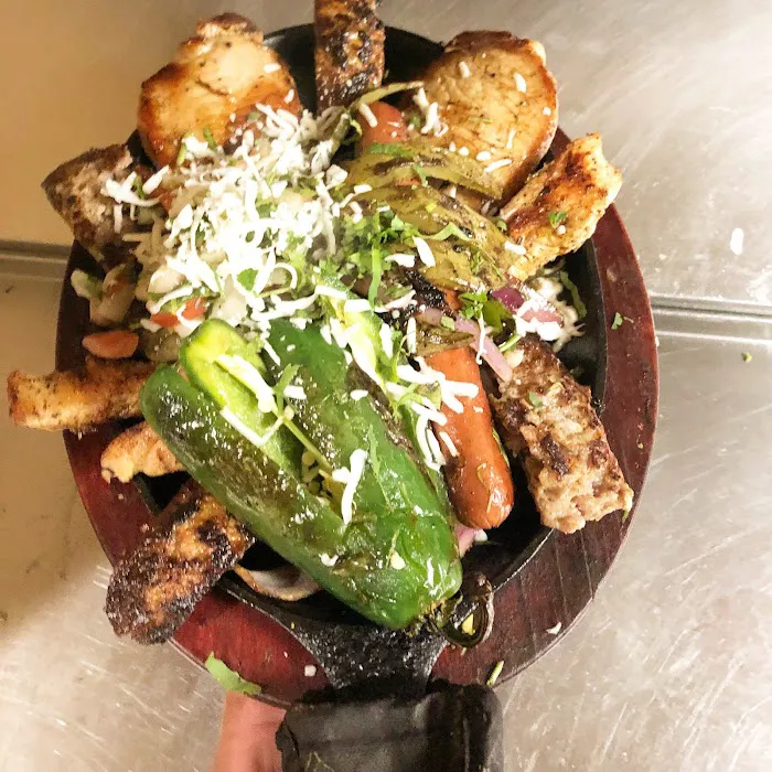 LOS POBLANOS MEXICAN GRILL FOOD TRUCK 6