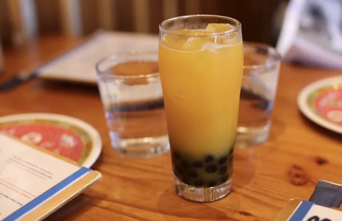 Mẹcha Noodle Bar 3