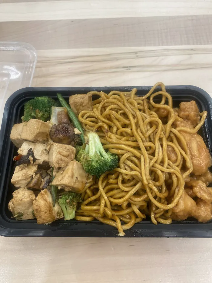 Big Bowl Chinese & Sushi 6