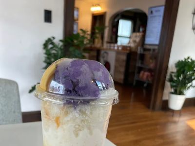 Zul Cafe and Grill 0