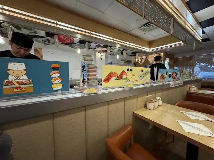 SHUMI REVOLVING SUSHI 8