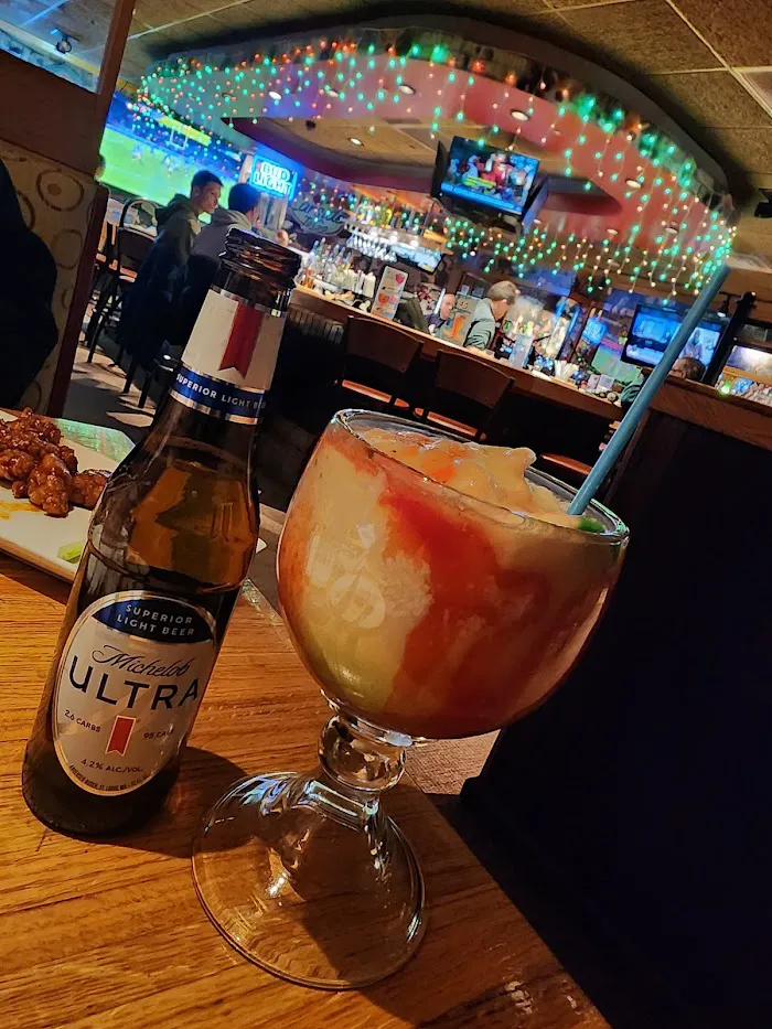 Applebee's Grill + Bar 7