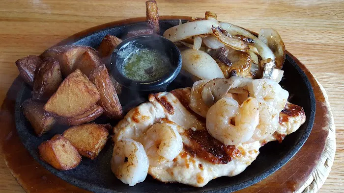 Applebee's Grill + Bar 1