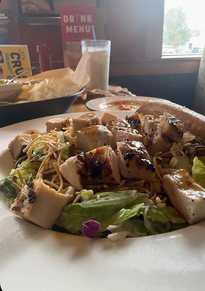Applebee's Grill + Bar 4