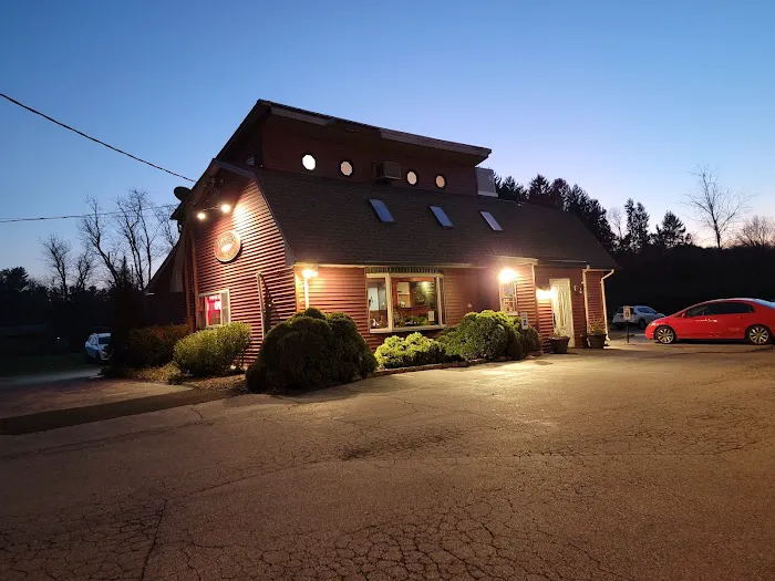 Handshakes Bar & Grill 5