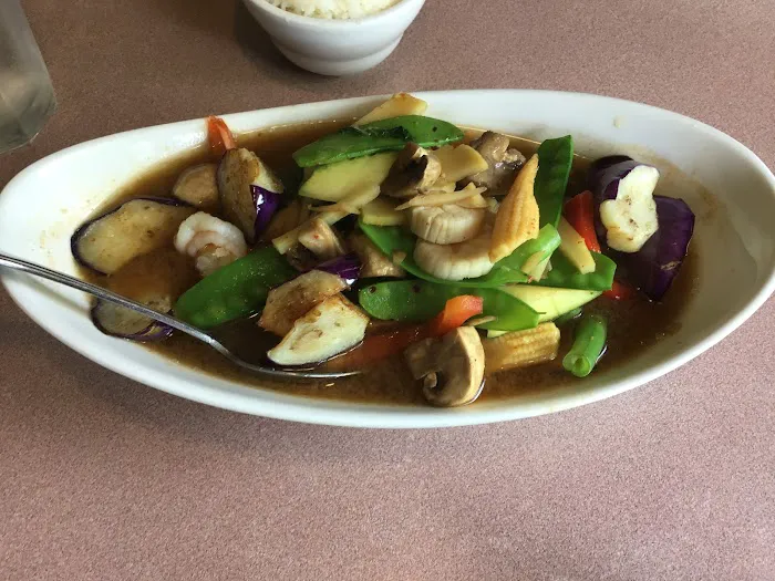 Thai Delight Restaurant 5