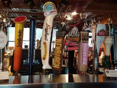 Putnam House Restaurant & Tap Room 0