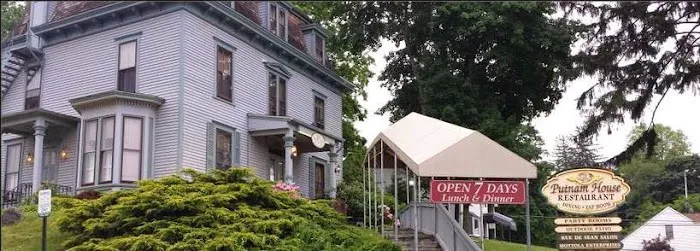 Putnam House Restaurant & Tap Room 5