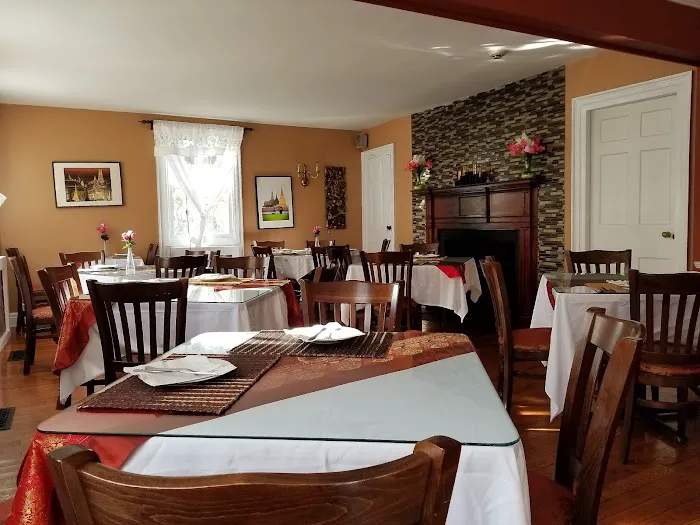 Thai Charm Restaurant 4