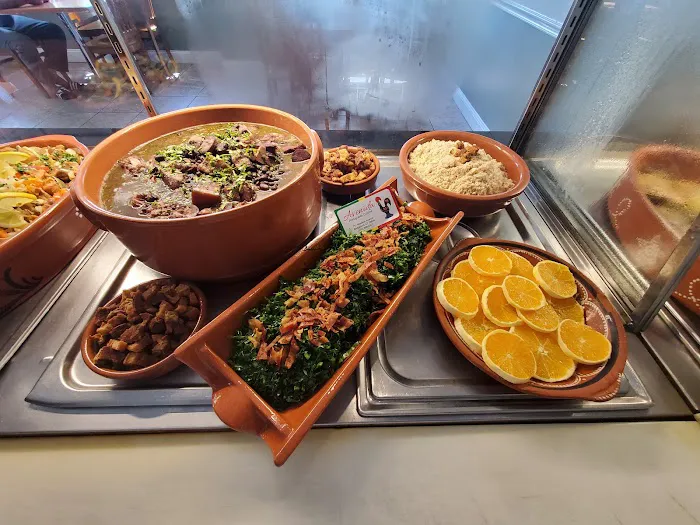 Avenida Restaurant 8