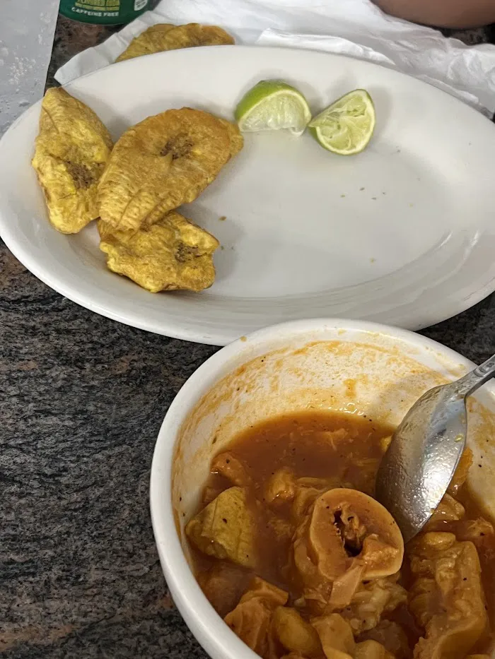 Caridad Restaurant 10