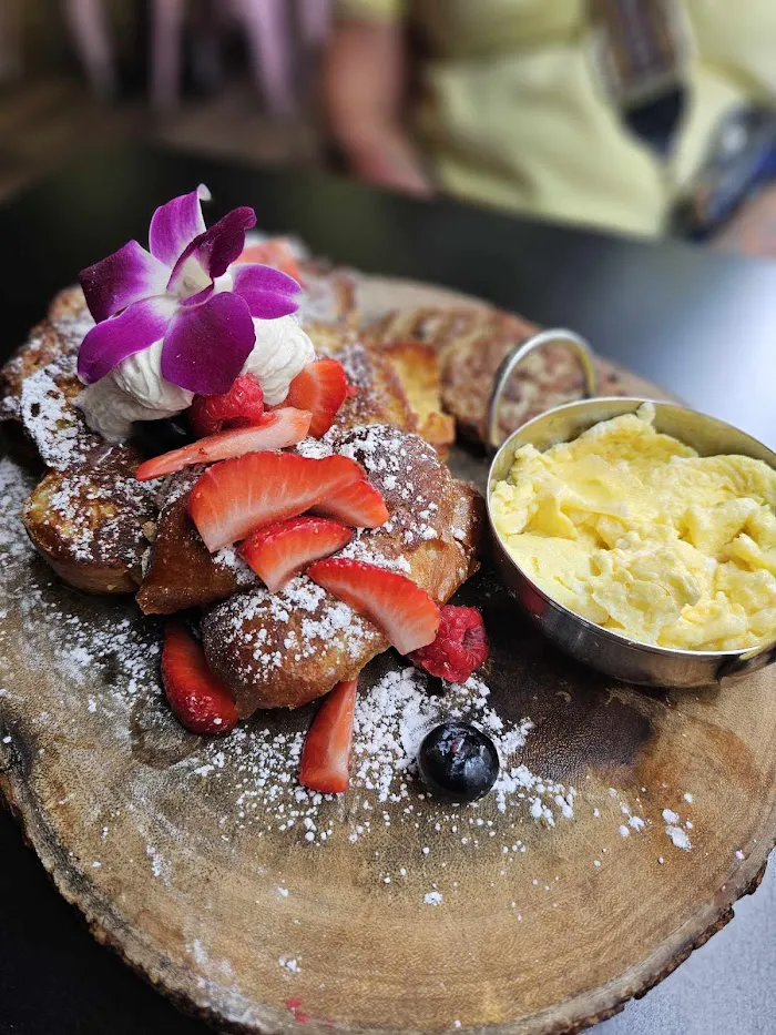 Queens Delight Cafe 5