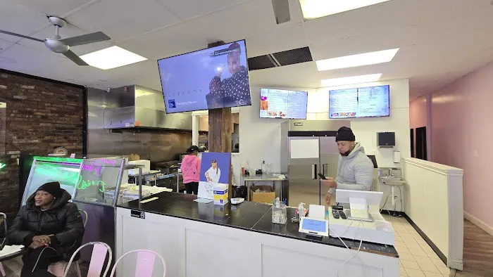 Queens Delight Cafe 4