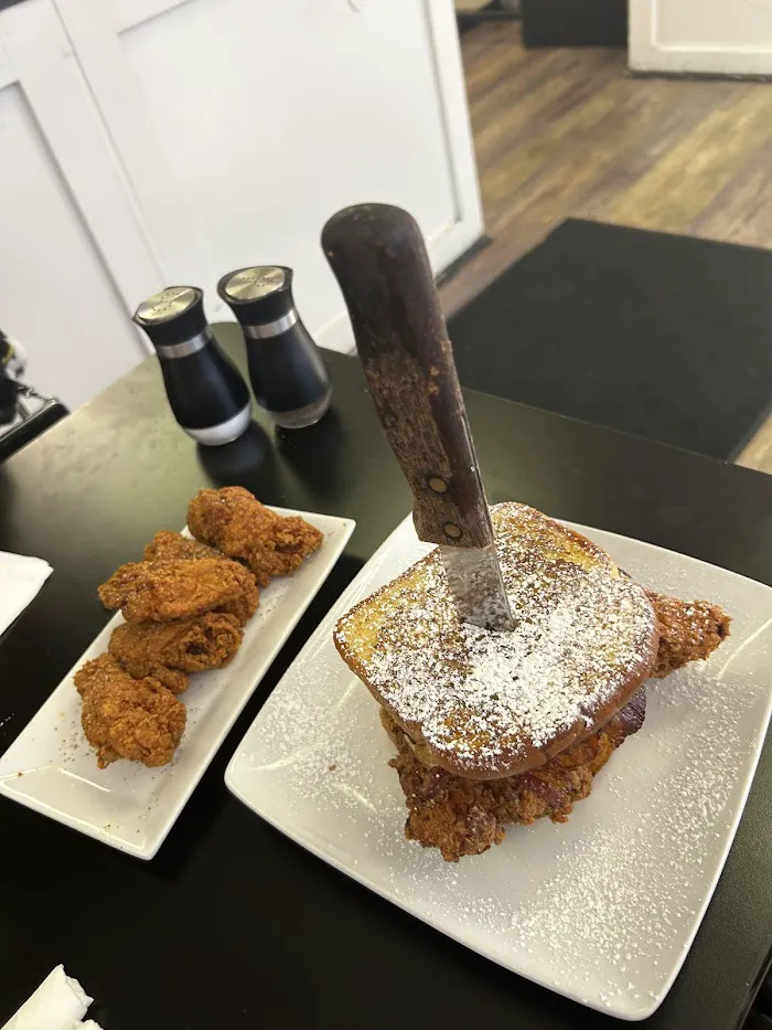 Queens Delight Cafe 10