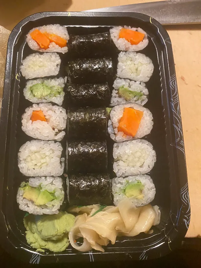 Ichiro Sushi & Hibachi Restaurant (Trumbull) 5