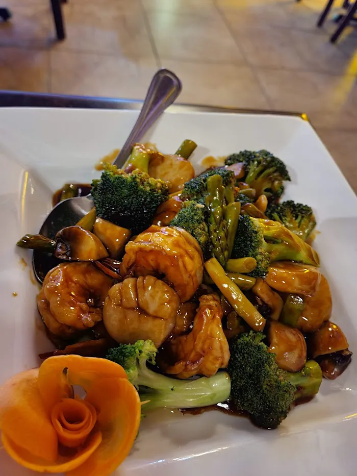 Mici Asian Bistro 10