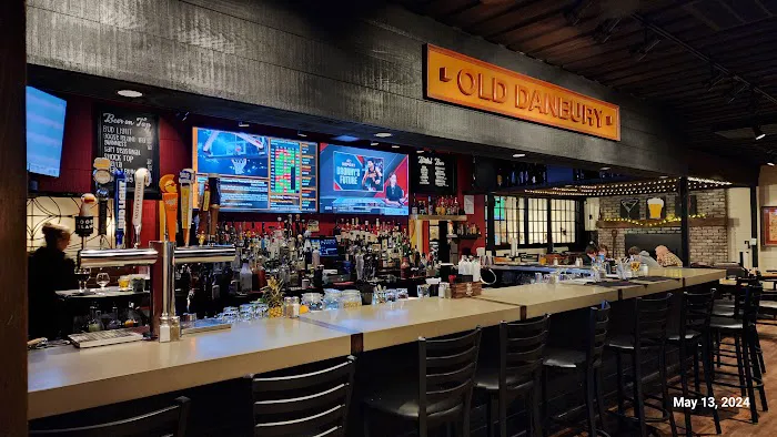 Chuck's Steak House 10