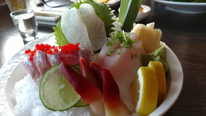 Fancy Lee Asian Bistro 'n' Sushi 2