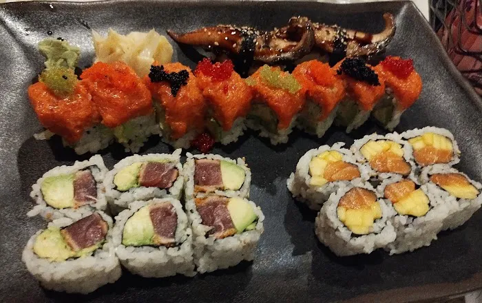 Mushroom Chinese & Japanese Restaurant 8