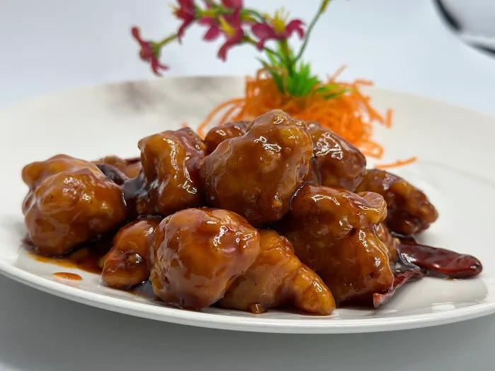 Mushroom Chinese & Japanese Restaurant 4
