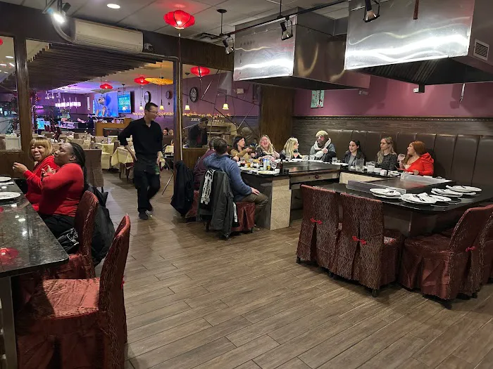 Mushroom Chinese & Japanese Restaurant 3