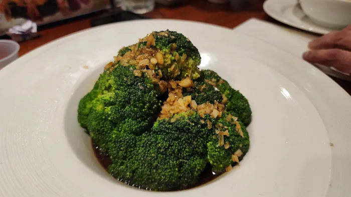 Liki Asian Fusion Restaurant 9