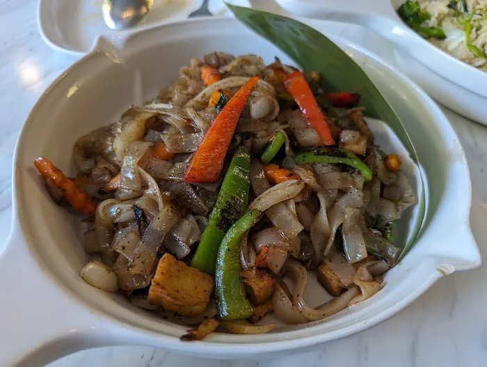 Eto'o Modern Asian Cuisine 8