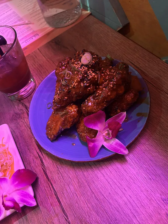 BITES Asian Kitchen + Bar 6