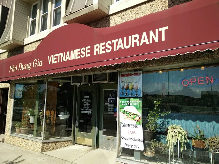 Dung Gia Restaurant 4