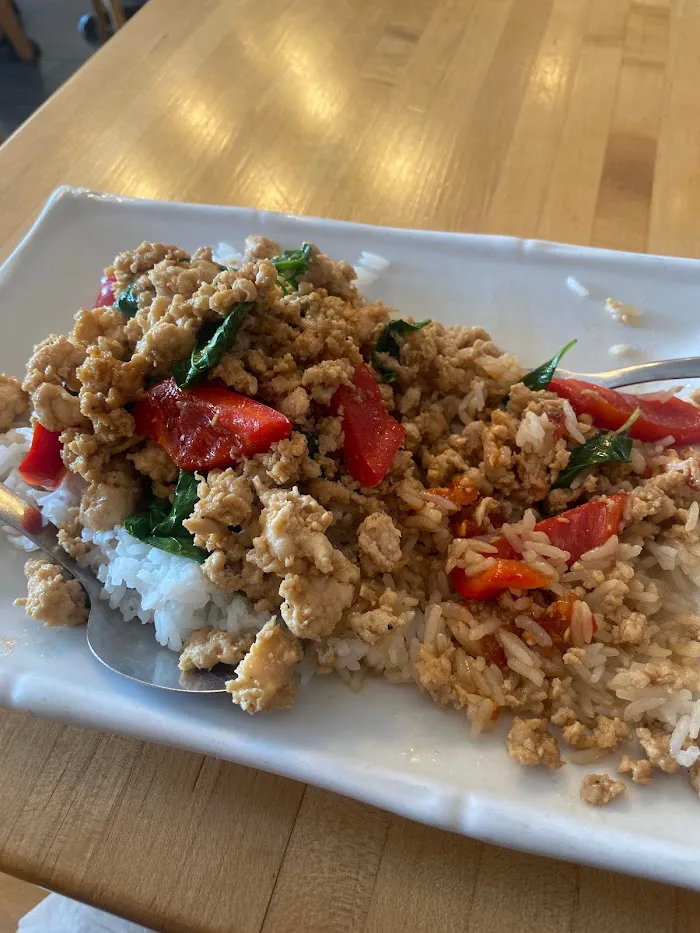 Lai Thai Restaurant 10